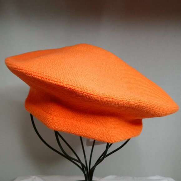 Stretchy Solid Orange Beret - Picture 1 of 4